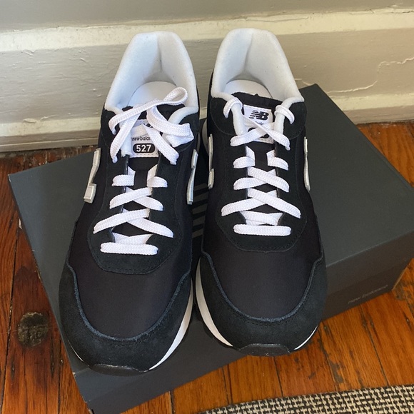 NWT Black New Balance 527 - Picture 2 of 3